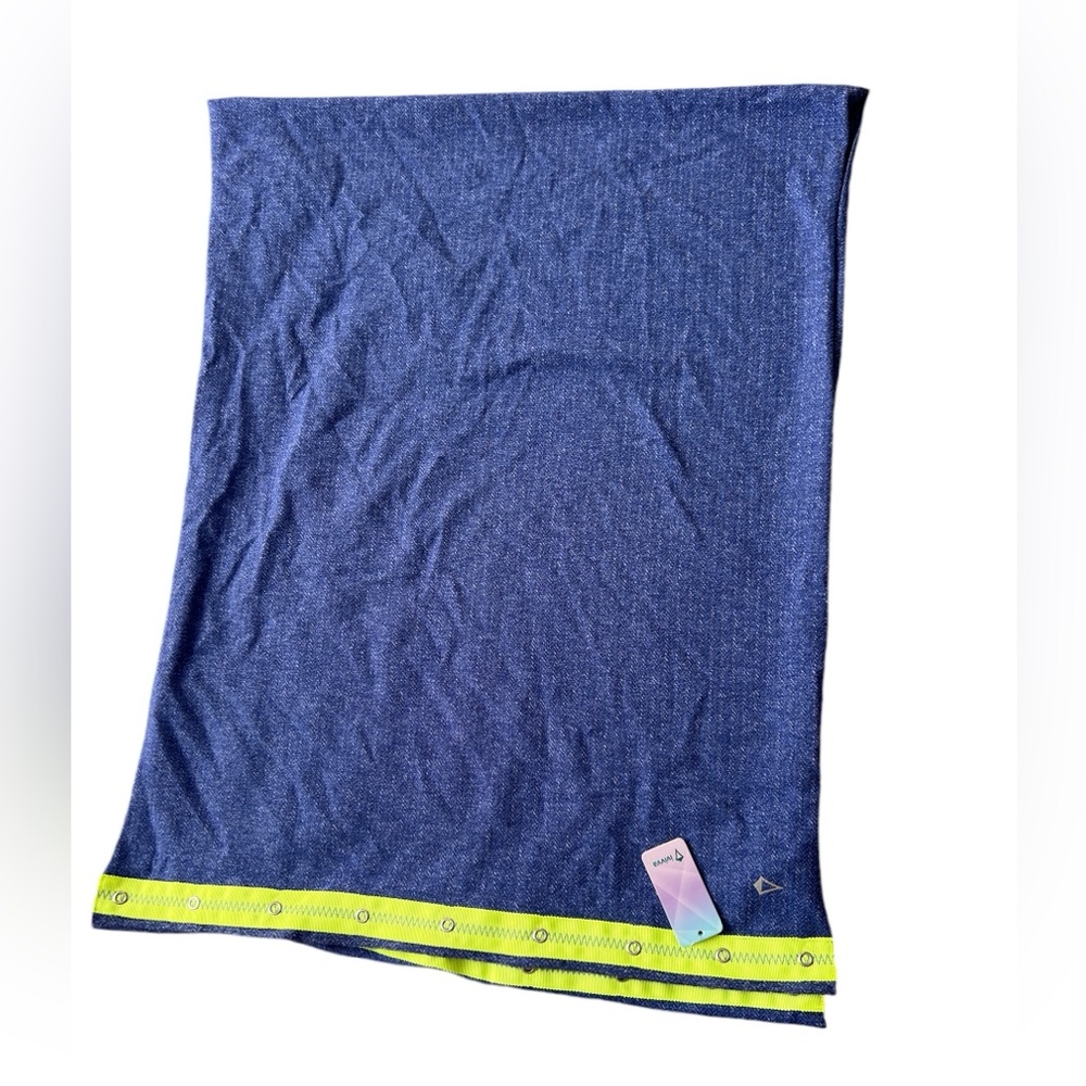 NWT Ivivva by Lululemon Village Chill Scarf OS Blue Yellow Snaps Gift Holidays